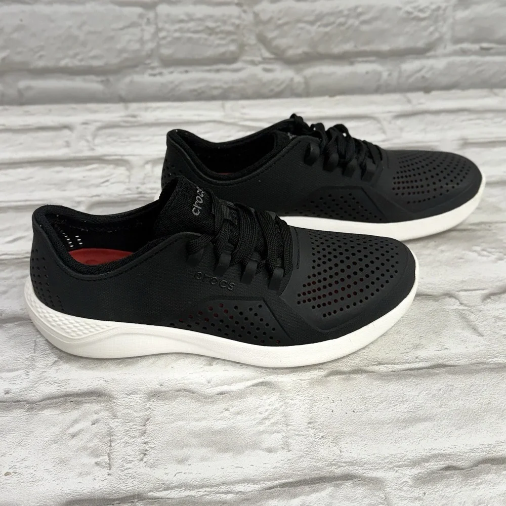 Crocs LiteRide Pacer Women's Sz 9 Black & White Lace Up Athletic Comfort Shoes